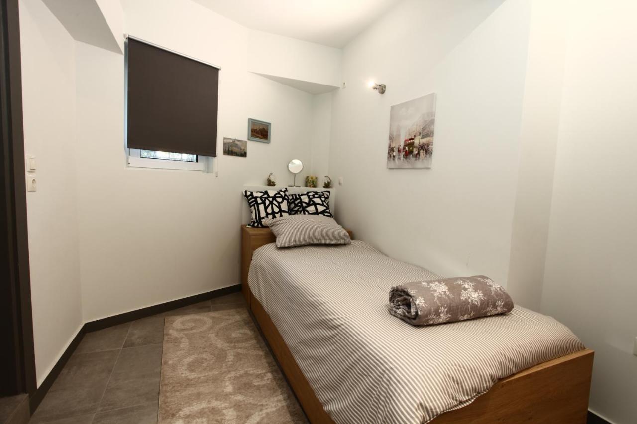 Nefeli Apartment Athena Bagian luar foto